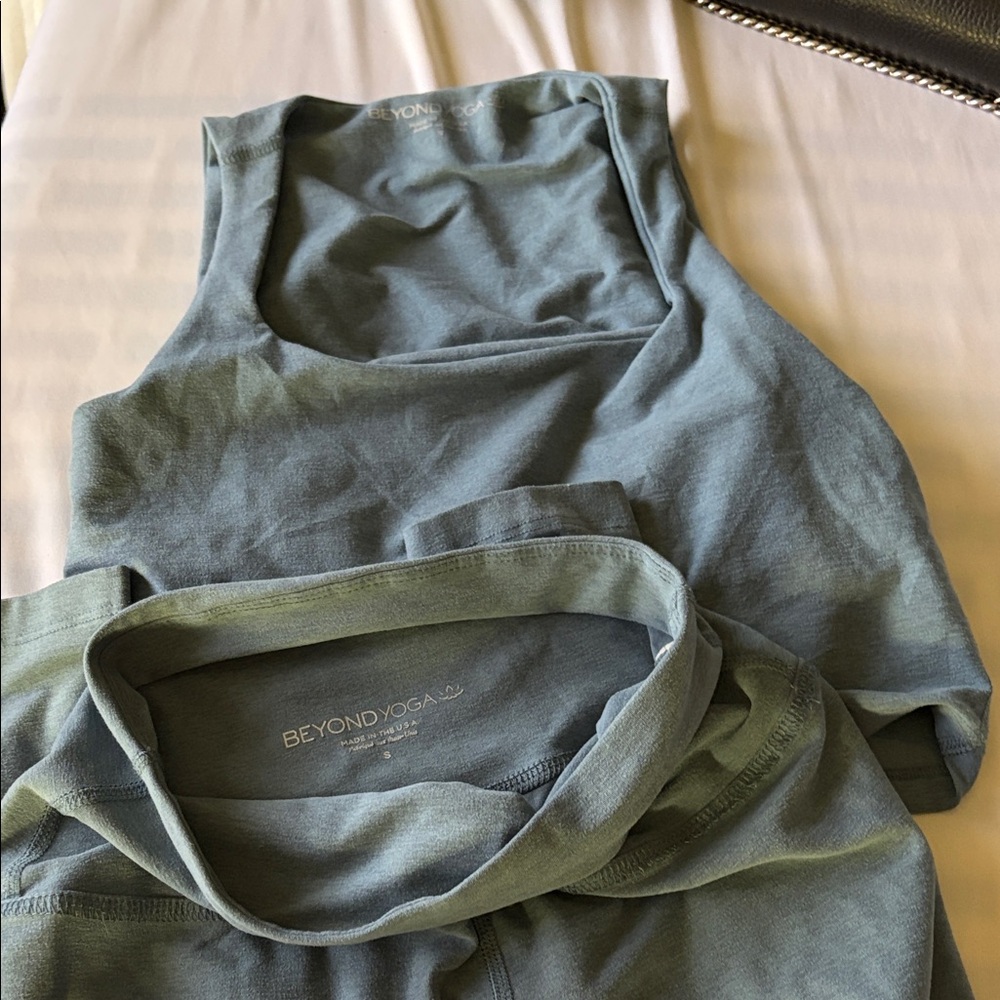 Beyond Yoga Slate Blue Activewear Set